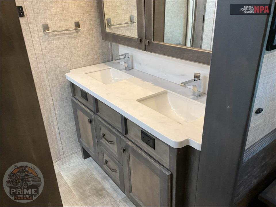 2023 Vanleigh Rv M-41LKB - BEACON FIFTH WHEEL SERIES — фото 14