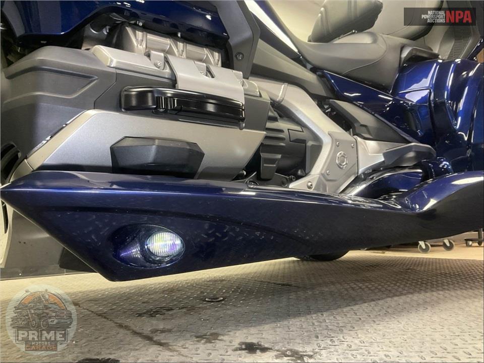 2018 Honda GL1800D GOLDWING TOUR DCT (BLUE) — фото 22