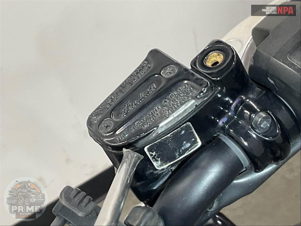2019 Indian Motorcycle SCOUT BOBBER (ABS) — фото 20