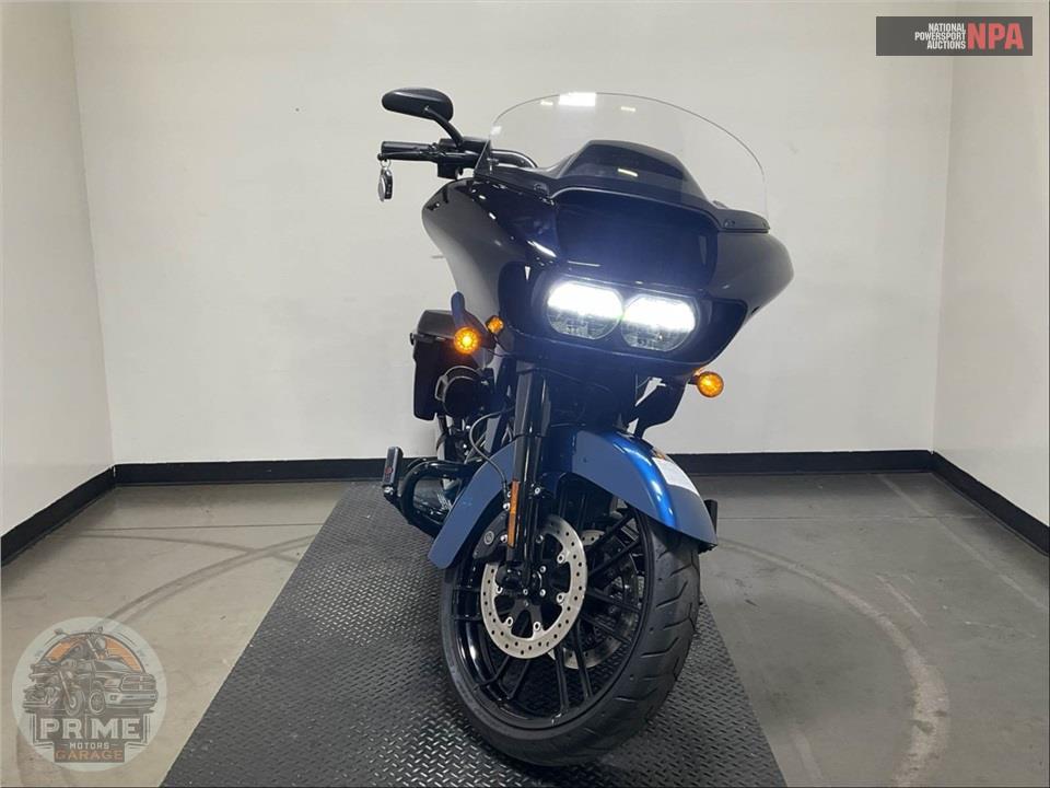 2019 Harley-Davidson FLTRXSE CVO ROAD GLIDE — фото 2
