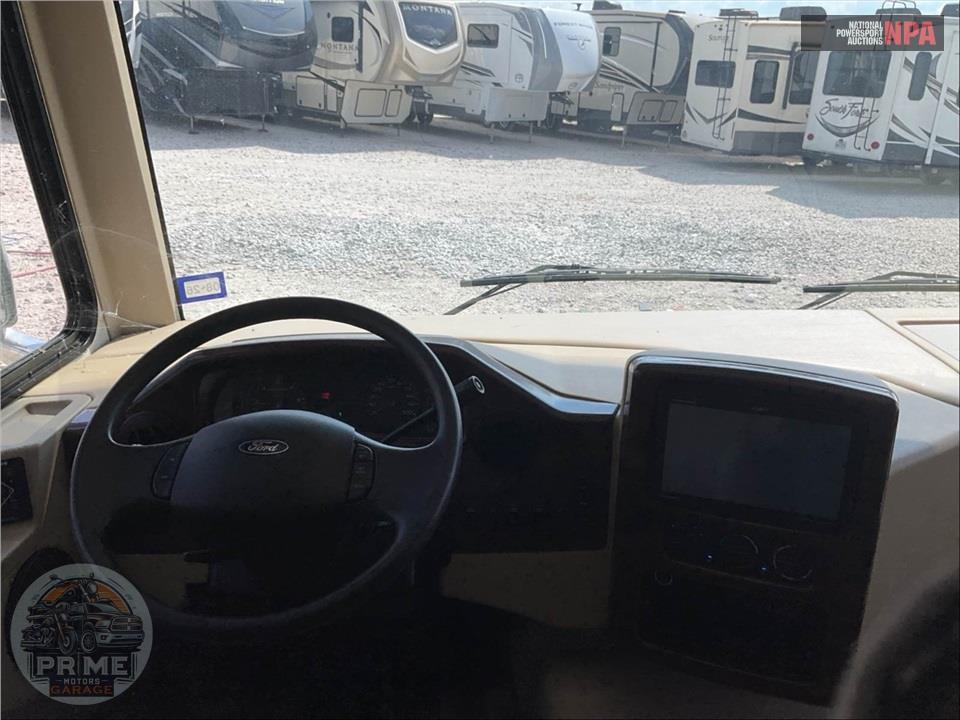 2020 Thor Motor Coach M-29M FORD - WINDSPORT SERIES — фото 18