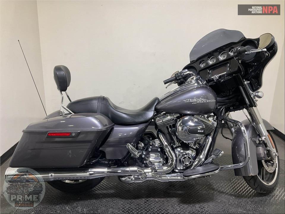 2015 Harley-Davidson FLHXS STREET GLIDE SPECIAL — фото 1