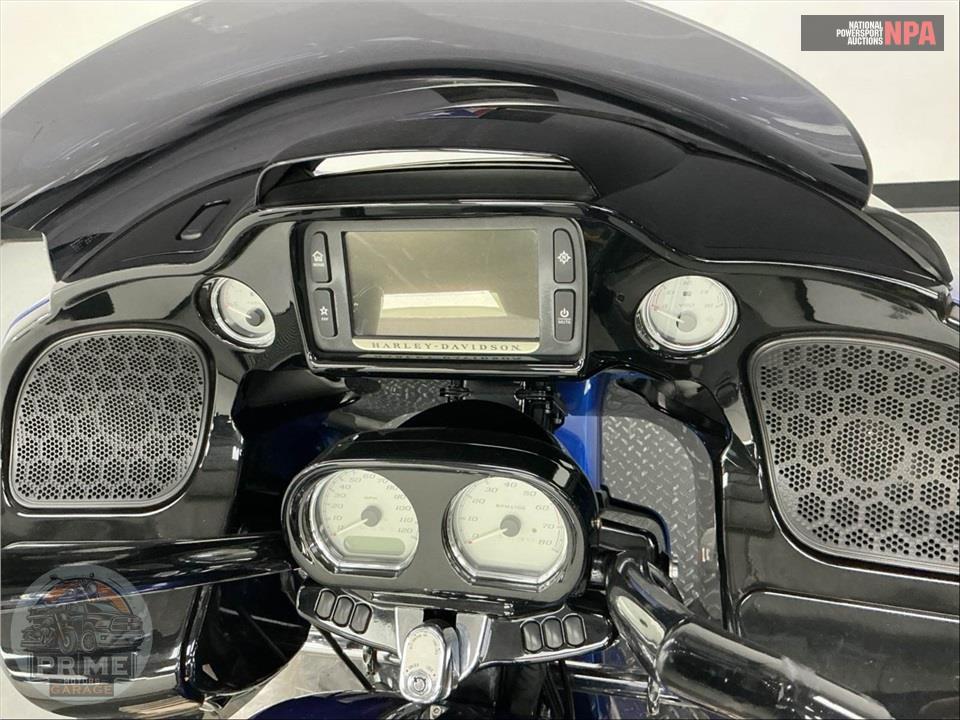 2015 Harley-Davidson FLTRXS ROAD GLIDE SPECIAL — фото 44