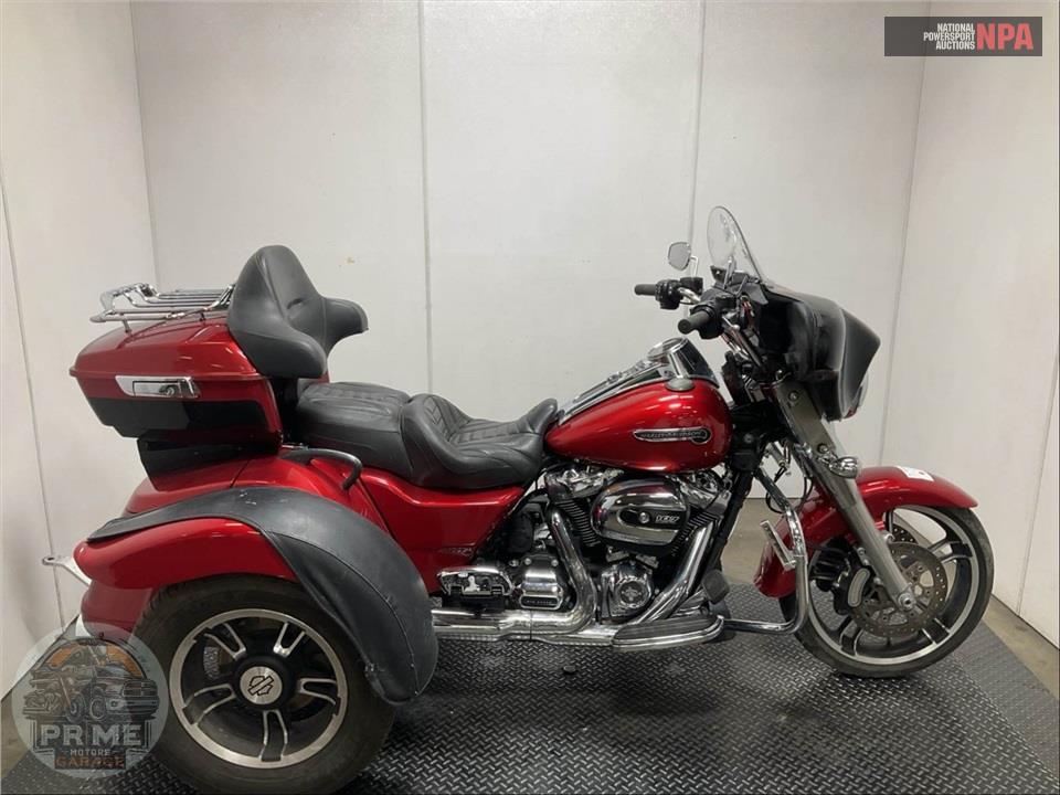 2018 HARLEY-DAVIDSON TRIKE FREEWHEELER FLRT107