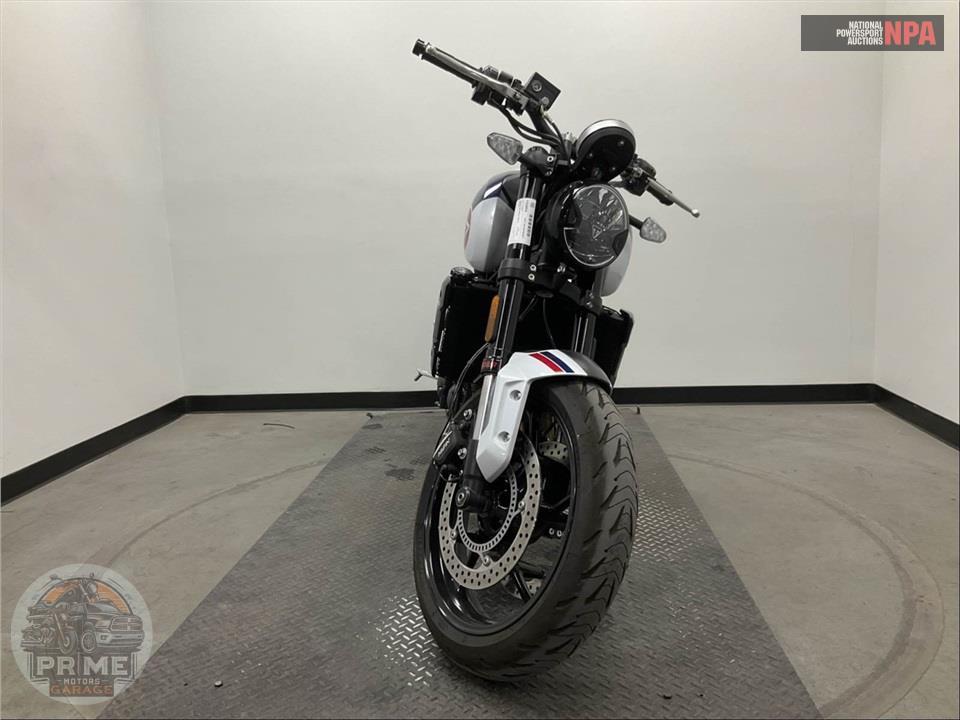 2025 Triumph TRIDENT 660 TRIPLE TRIBUTE EDITION — фото 2