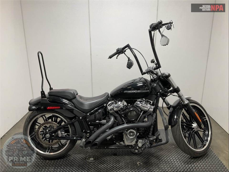 2018 Harley-Davidson FXBR BREAKOUT — фото 1