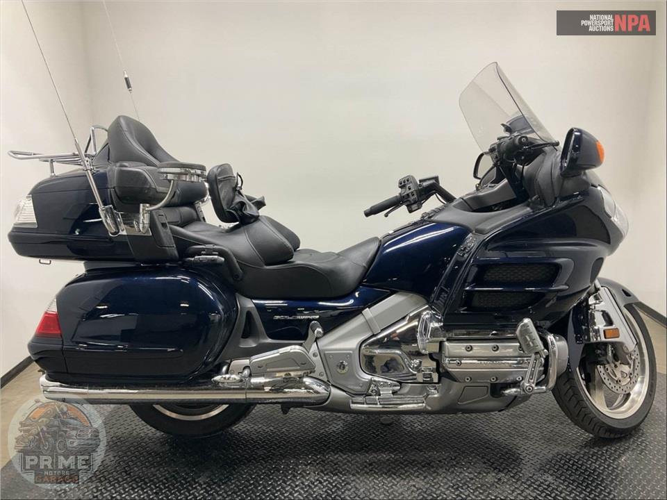 2009 Honda GL1800HPNM9 GOLDWING — фото 1