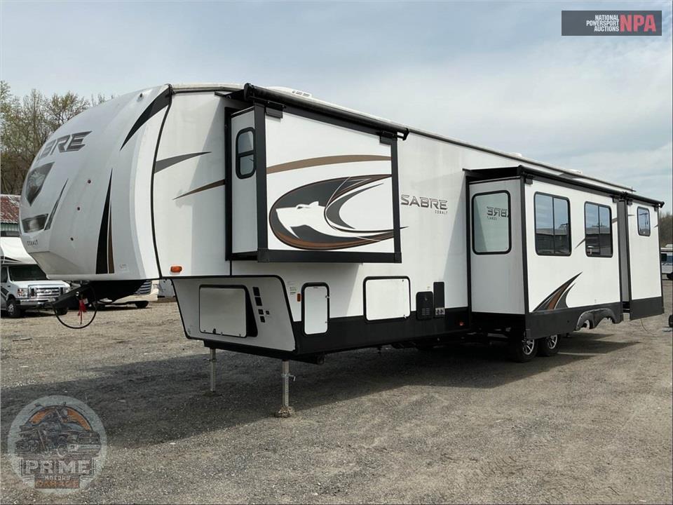 2023 Sabre By Forest River M-38DBQ - FIFTH WHEEL SERIES — фото 2