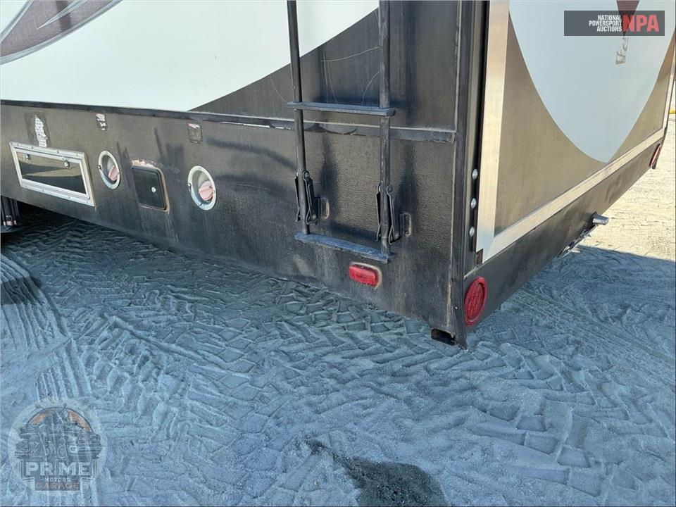 2016 Voltage M-3914 - TOY HAULER TOY HAULER SERIES — фото 36