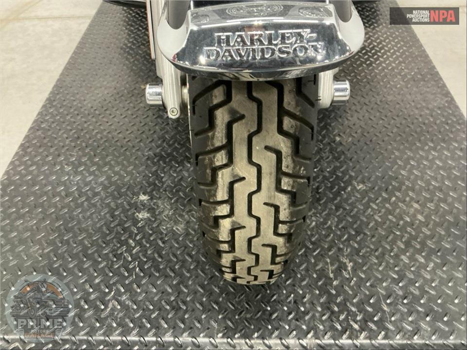 2023 Harley-Davidson FLHTCUTG TRI GLIDE ULTRA CLASSIC — фото 24
