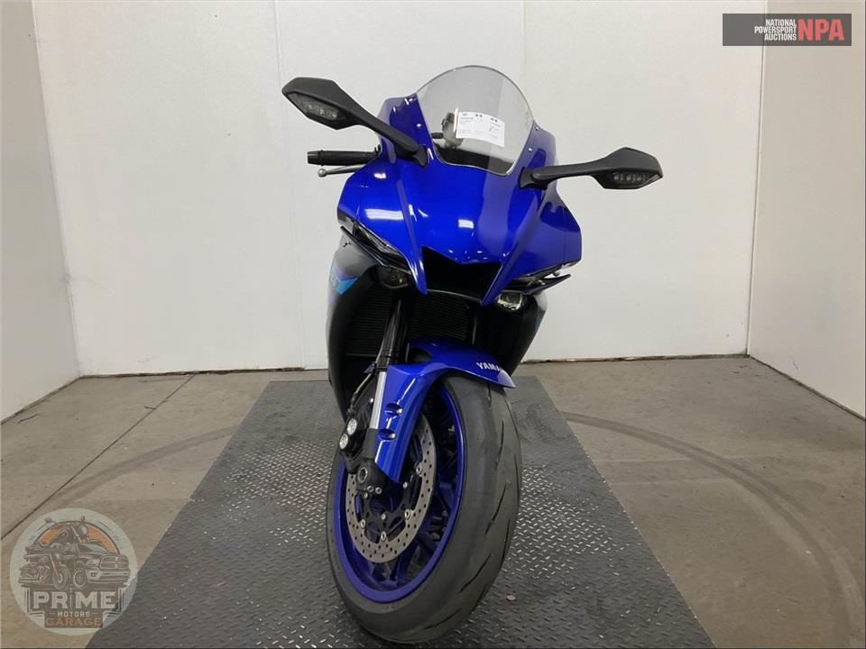2024 Yamaha YZF-R1 — фото 2