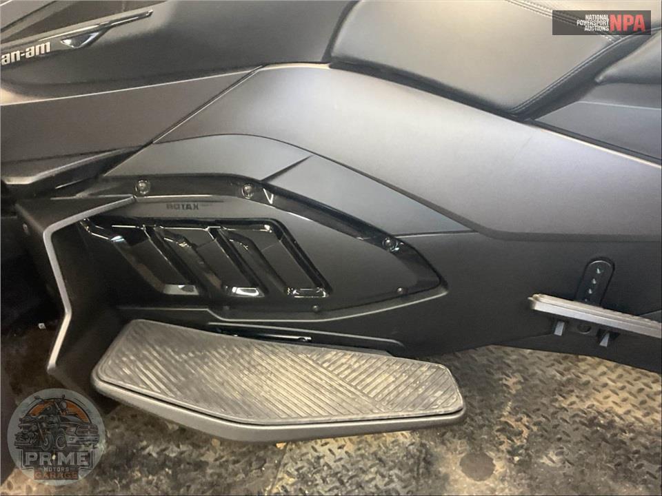2025 Can-Am SPYDER RT LIMITED CARBON BLACK — фото 7