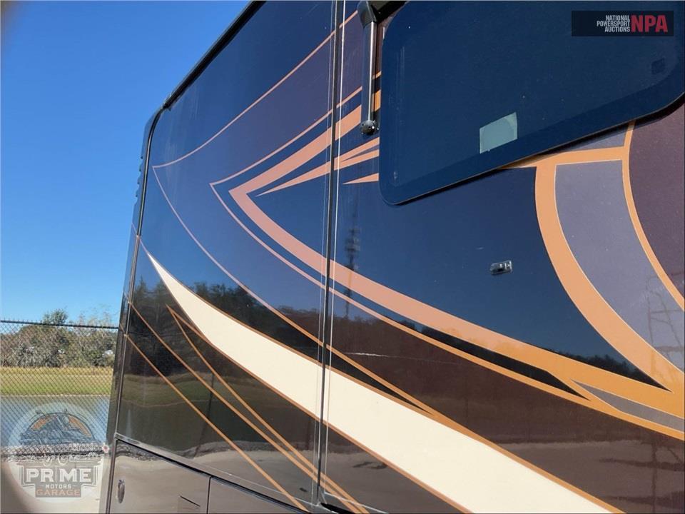 2017 Entegra Coach M-44B CUMMINS - INSIGNIA SERIES — фото 36