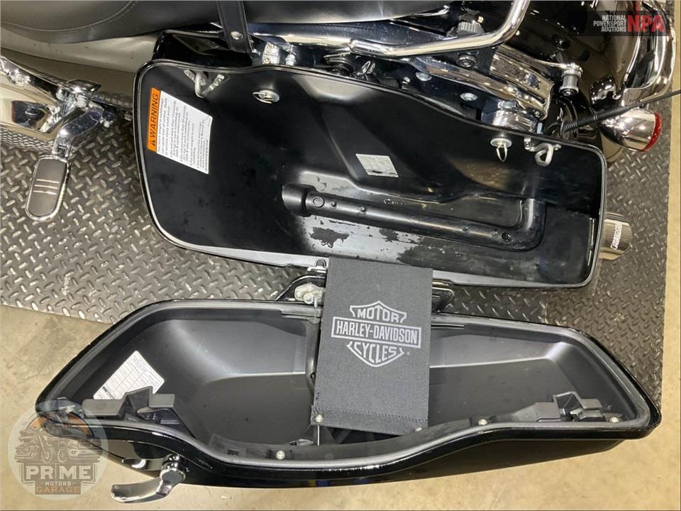 2014 Harley-Davidson FLHX STREET GLIDE — фото 19