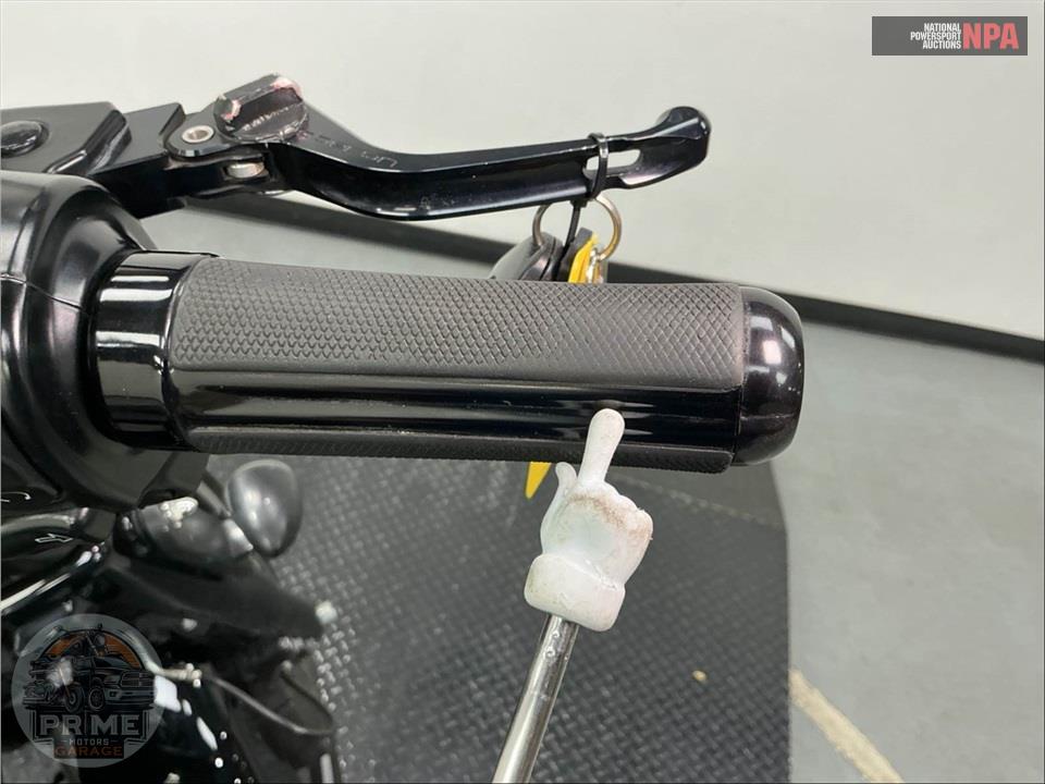 2017 Harley-Davidson FLHRXS ROAD KING SPECIAL — фото 54