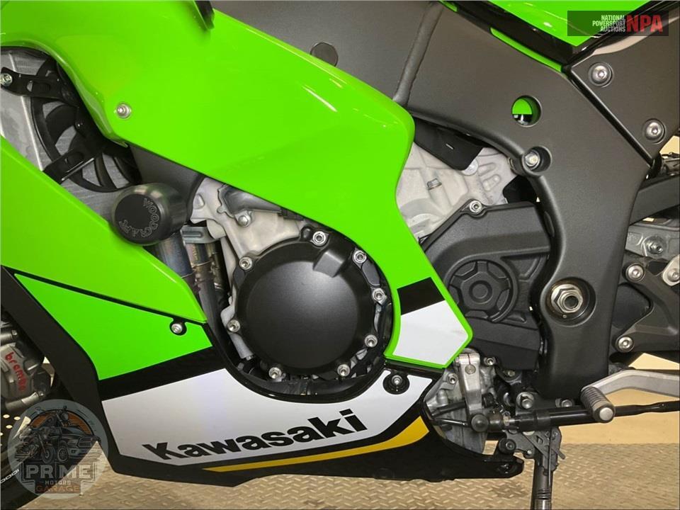 2025 Kawasaki ZX1002MSFAL NINJA ZX-10R KRT — фото 8