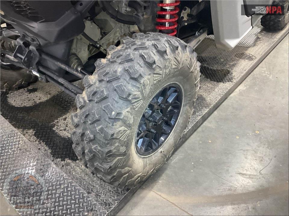 2025 Can-Am MAVERICK X3 DS TURBO — фото 25