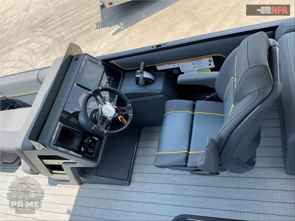 2025 Manitou Pontoon 22 SWITCH BACK CRUISE SERIES L=24/E=1 150 HP ROTAX OB — фото 21