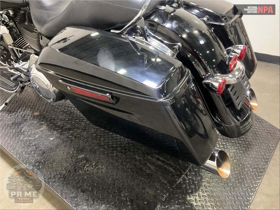 2016 Harley-Davidson FLTRX ROAD GLIDE — фото 30