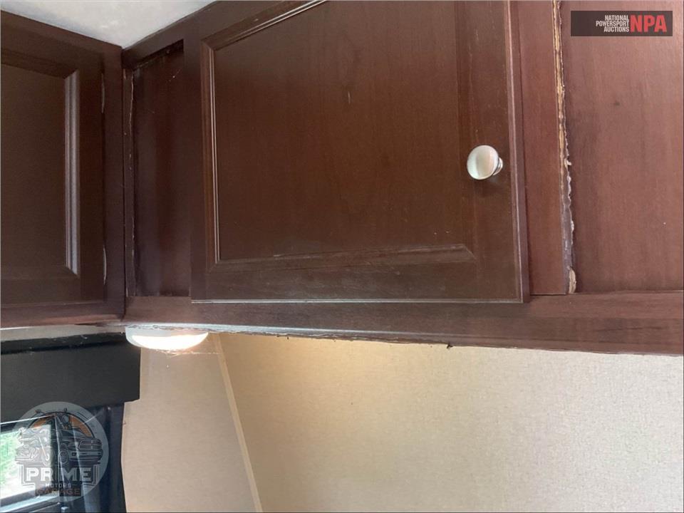 2015 Dutchmen R2600 RUBICON TOY-HAULER TRAVEL TRAILER — фото 29