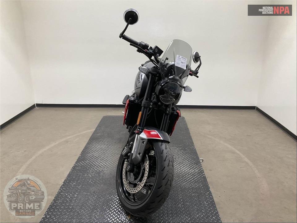2022 Triumph TRIDENT (BLACK) — фото 2