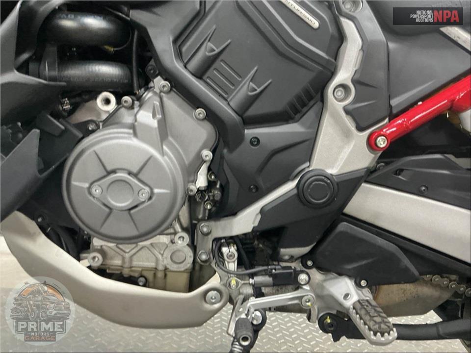 2024 Ducati Multistrada V4 S Travel&Radar — фото 10