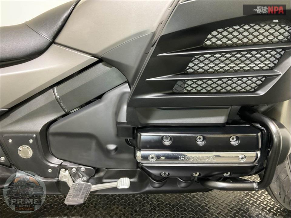 2015 Honda GL18BDF GOLDWING F6B DELUXE — фото 6