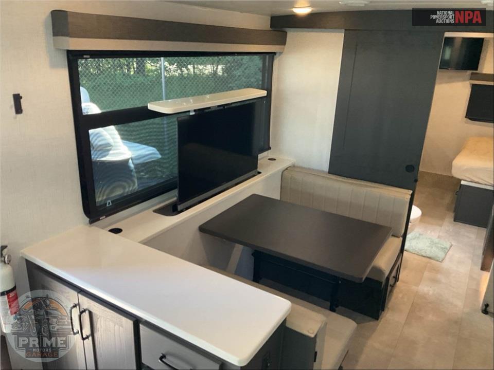 2025 Rockwood By Forest River M-2619FK - ULTRA LITE SERIES — фото 7