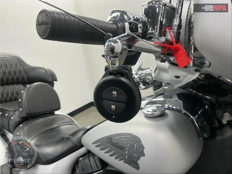 2018 Indian Motorcycle CHIEFTAIN CLASSIC — фото 11