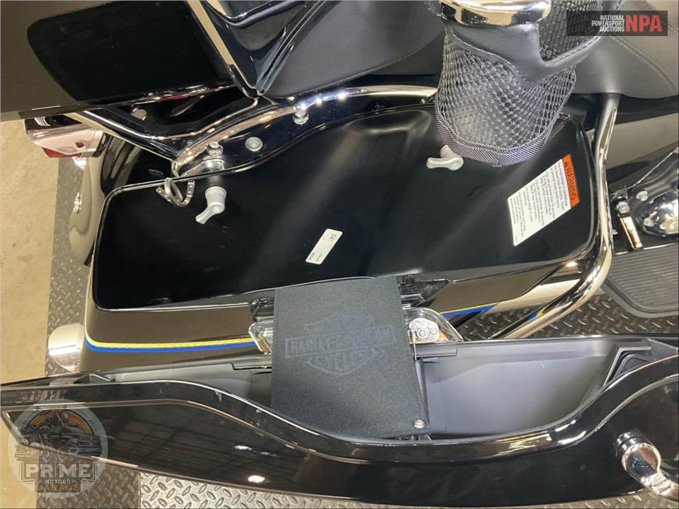 2022 Harley-Davidson FLTRK ROAD GLIDE LIMITED — фото 18