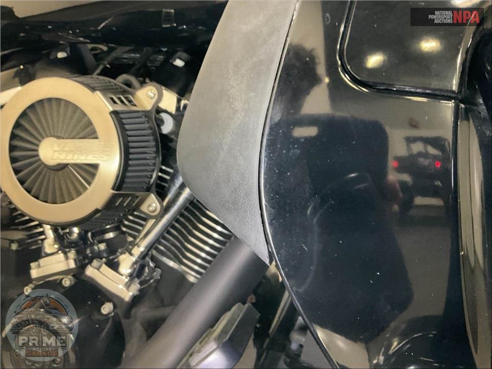 2019 Harley-Davidson FLHXS STREET GLIDE SPECIAL — фото 15