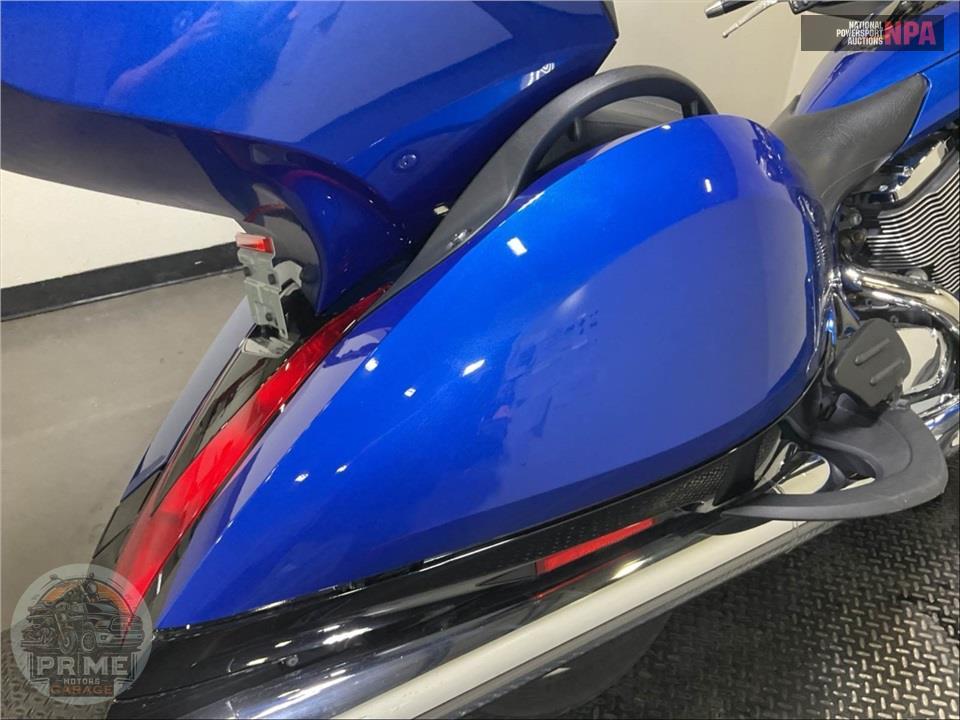2017 Victory Motorcycles VISION BLUE FIRE — фото 24