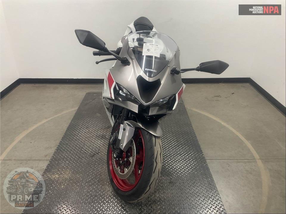 2025 Kawasaki ZX636KSFAL NINJA ZX-6R — фото 2