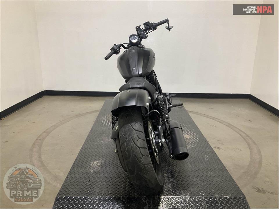 2025 Indian Motorcycle SCOUT SIXTY BOBBER LIMITED — фото 4
