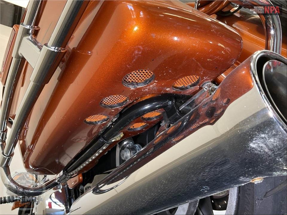 2015 Harley-Davidson FLHXS STREET GLIDE SPECIAL — фото 28