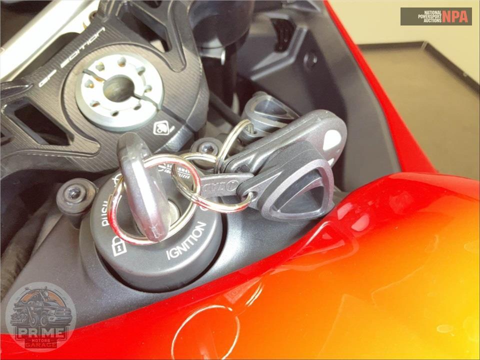 2025 Ducati PANIGALE V2 — фото 10