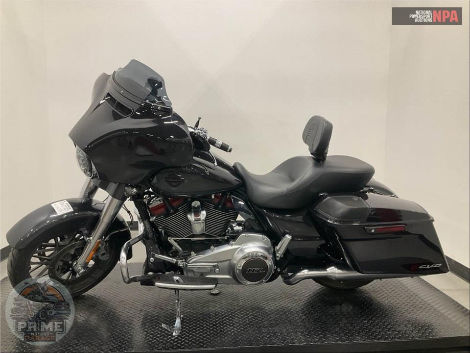 2020 Harley-Davidson FLHXSE CVO STREET GLIDE — фото 3