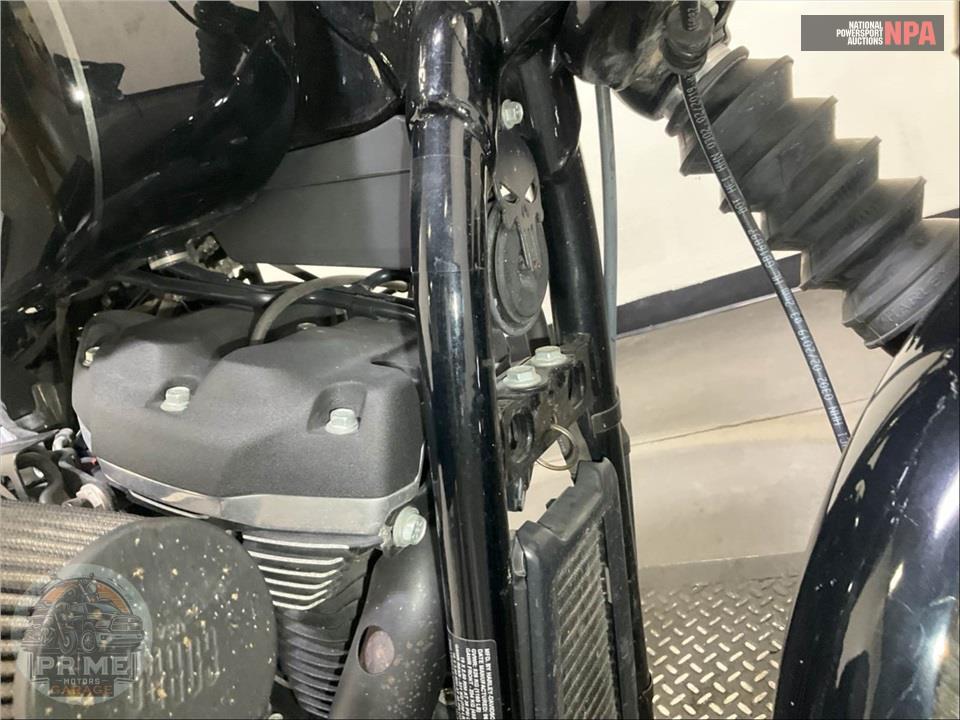 2019 Harley-Davidson FXBB STREET BOB — фото 13
