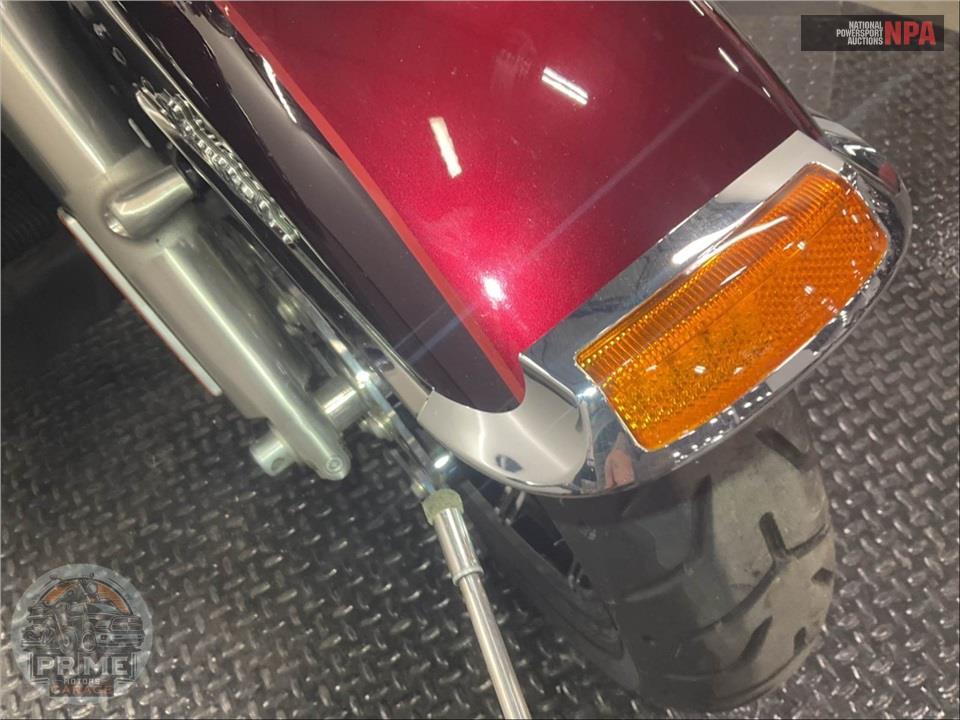 2014 Harley-Davidson FLHTK ELECTRA GLIDE ULTRA LIMITED — фото 17