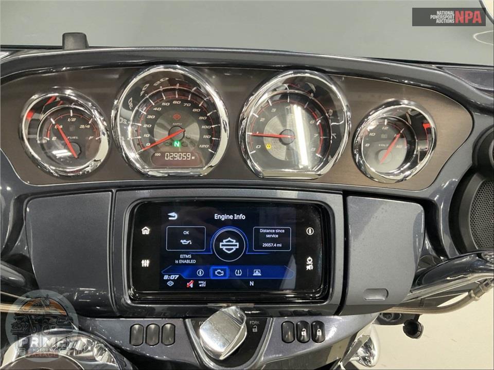 2019 Harley-Davidson FLHXSE CVO STREET GLIDE — фото 5