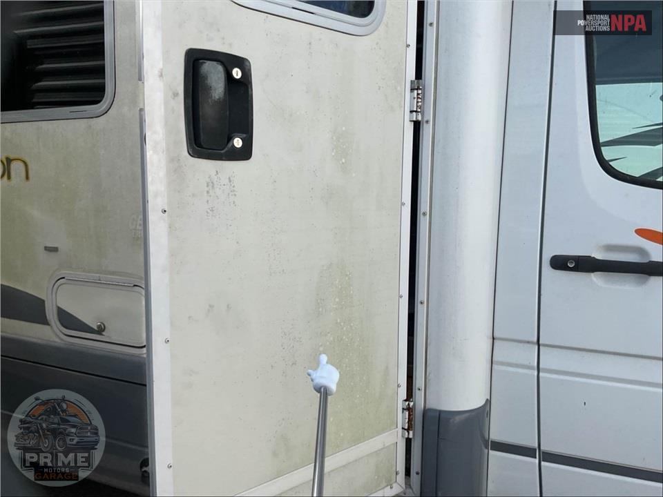 2006 Itasca M-23H-SPRINTER DIESEL (#) - NAVION SERIES — фото 42