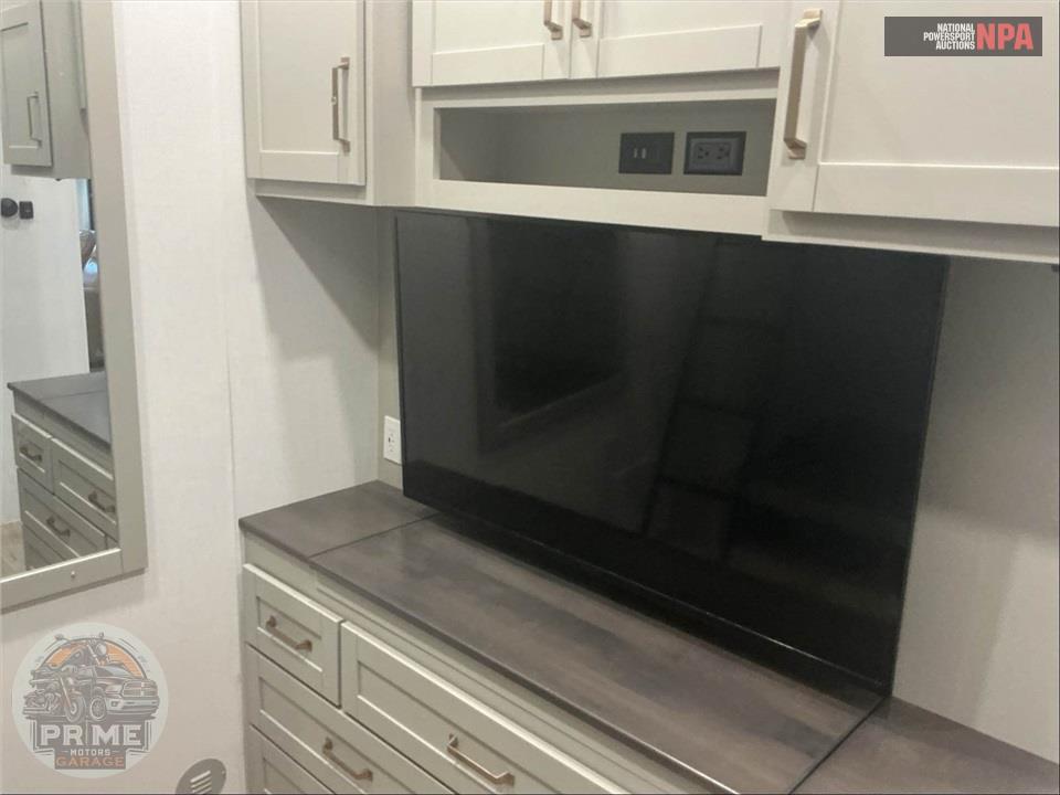 2025 Brinkley Rv M-3610 - MODEL Z FIFTH WHEEL SERIES — фото 15
