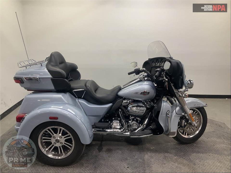 2023 Harley-Davidson FLHTCUTG TRI GLIDE ULTRA CLASSIC — фото 1