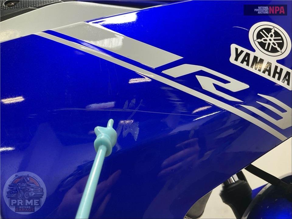 2016 Yamaha YZF-R3 — фото 15