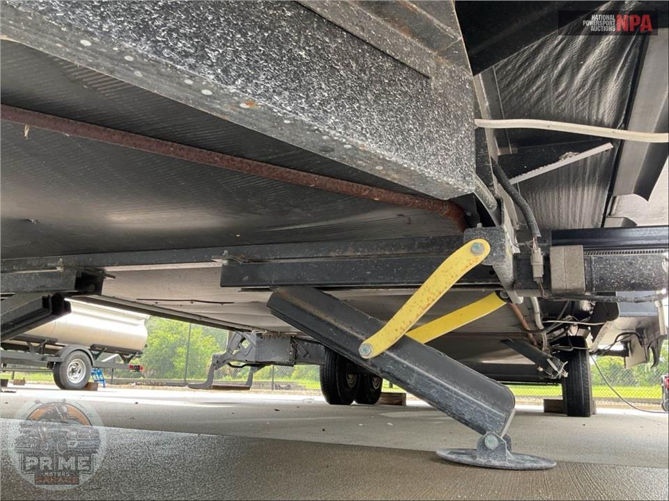 2018 Keystone Rv M-32 RLI - COUGAR X-LITE SERIES — фото 29