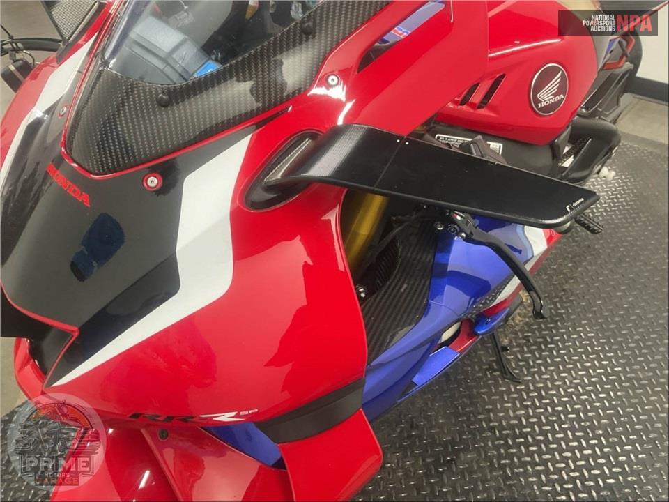 2021 Honda CBR1000RR-R FIREBLADE SP — фото 19