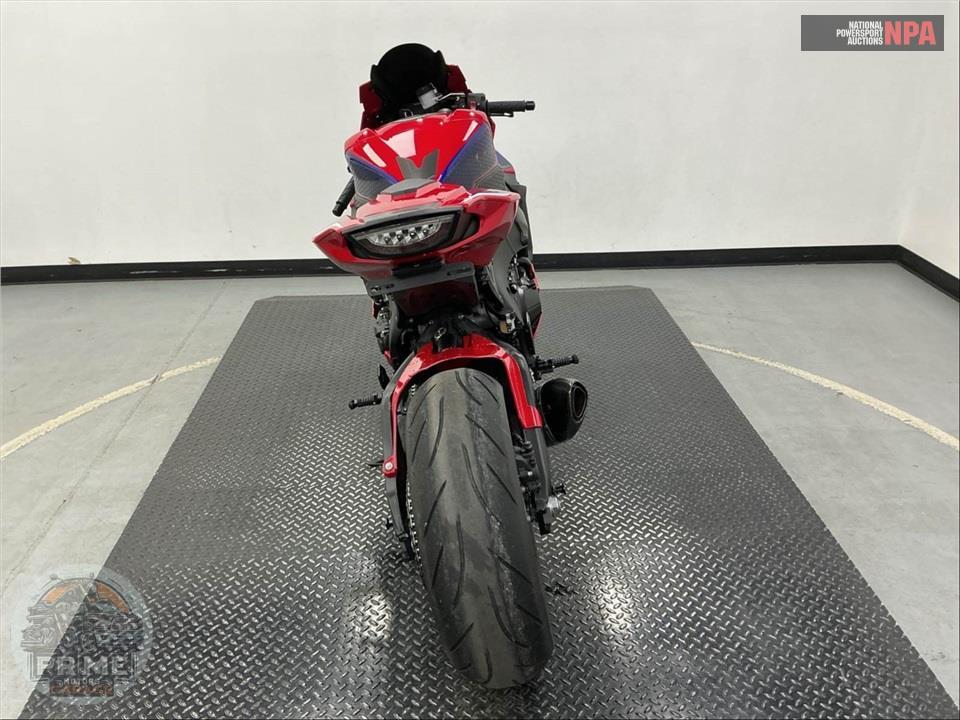 2024 Honda CBR1000RR — фото 4