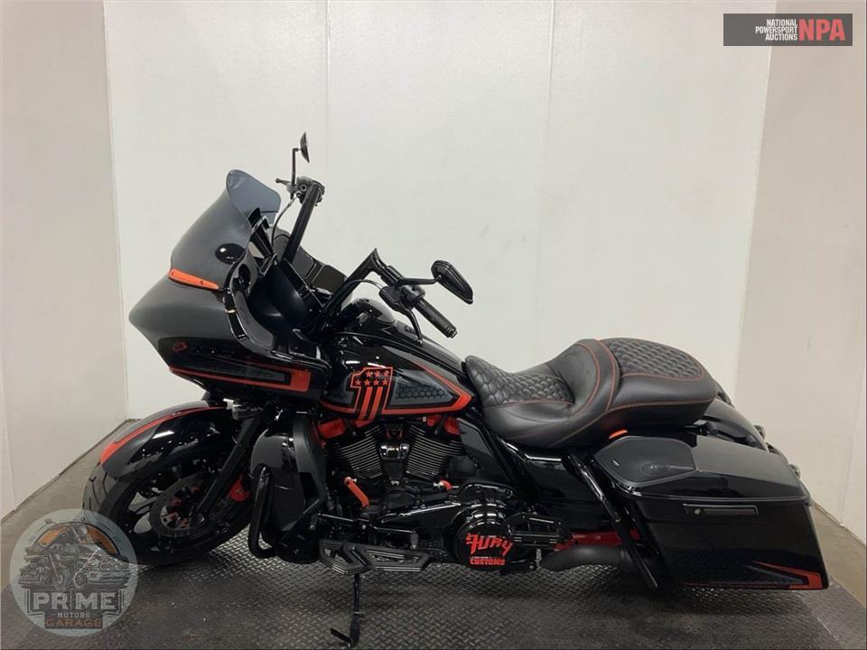2023 Harley-Davidson FLTRK ROAD GLIDE LIMITED — фото 3