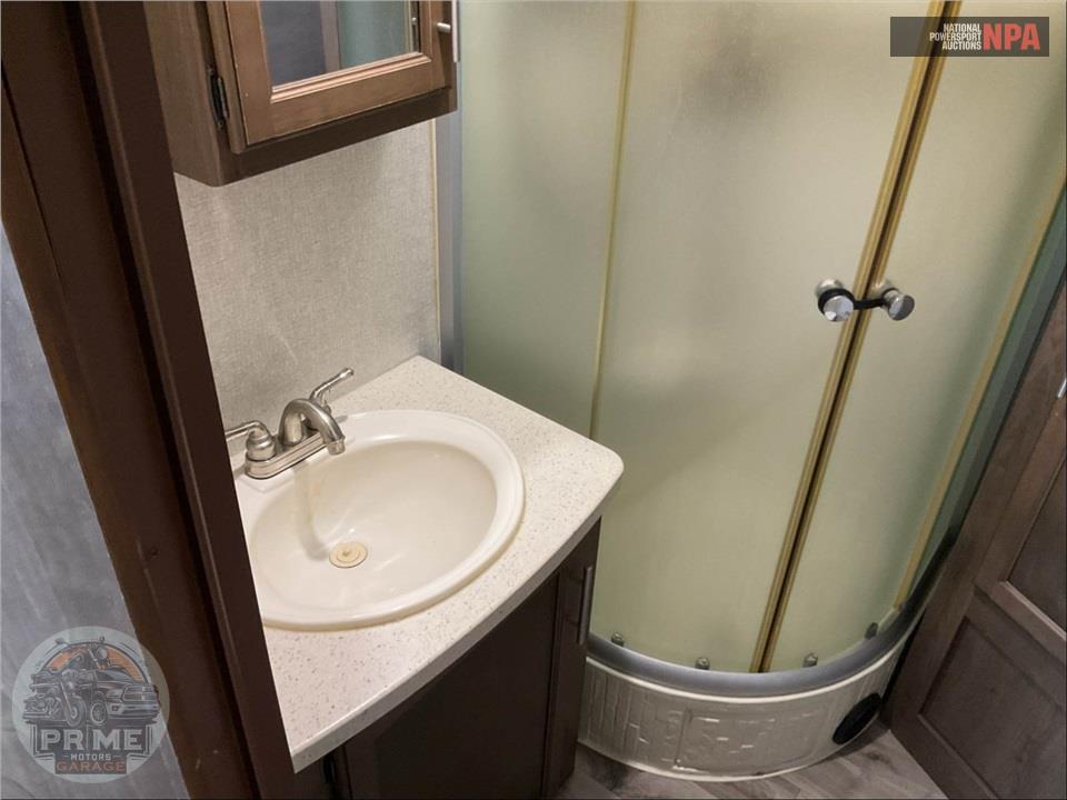 2018 Keystone Rv M-32 RLI - COUGAR X-LITE SERIES — фото 13