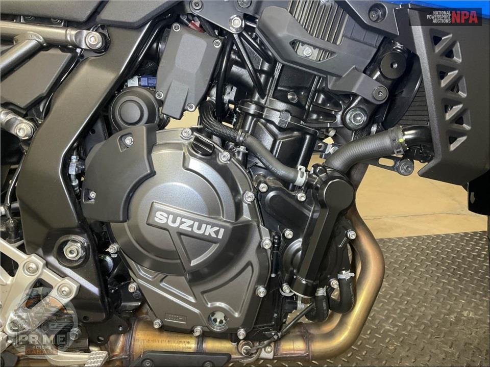 2025 Suzuki GSX800RQM5 GSX-8S — фото 6
